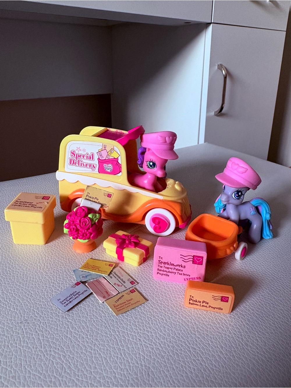 My Little Pony Deliverys with Skywishes and Tink-a-tink-a-too playset